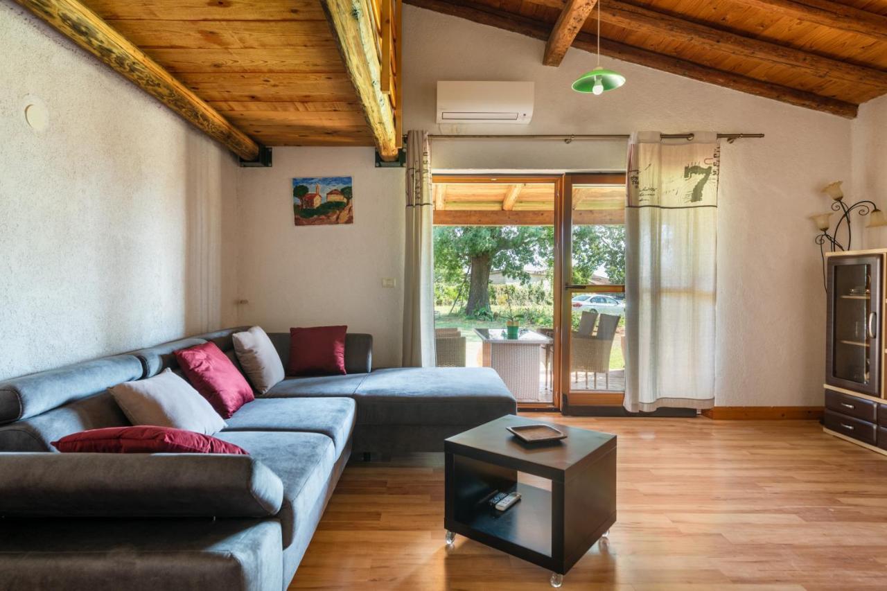 House Boris Apartment Loborika Exterior foto